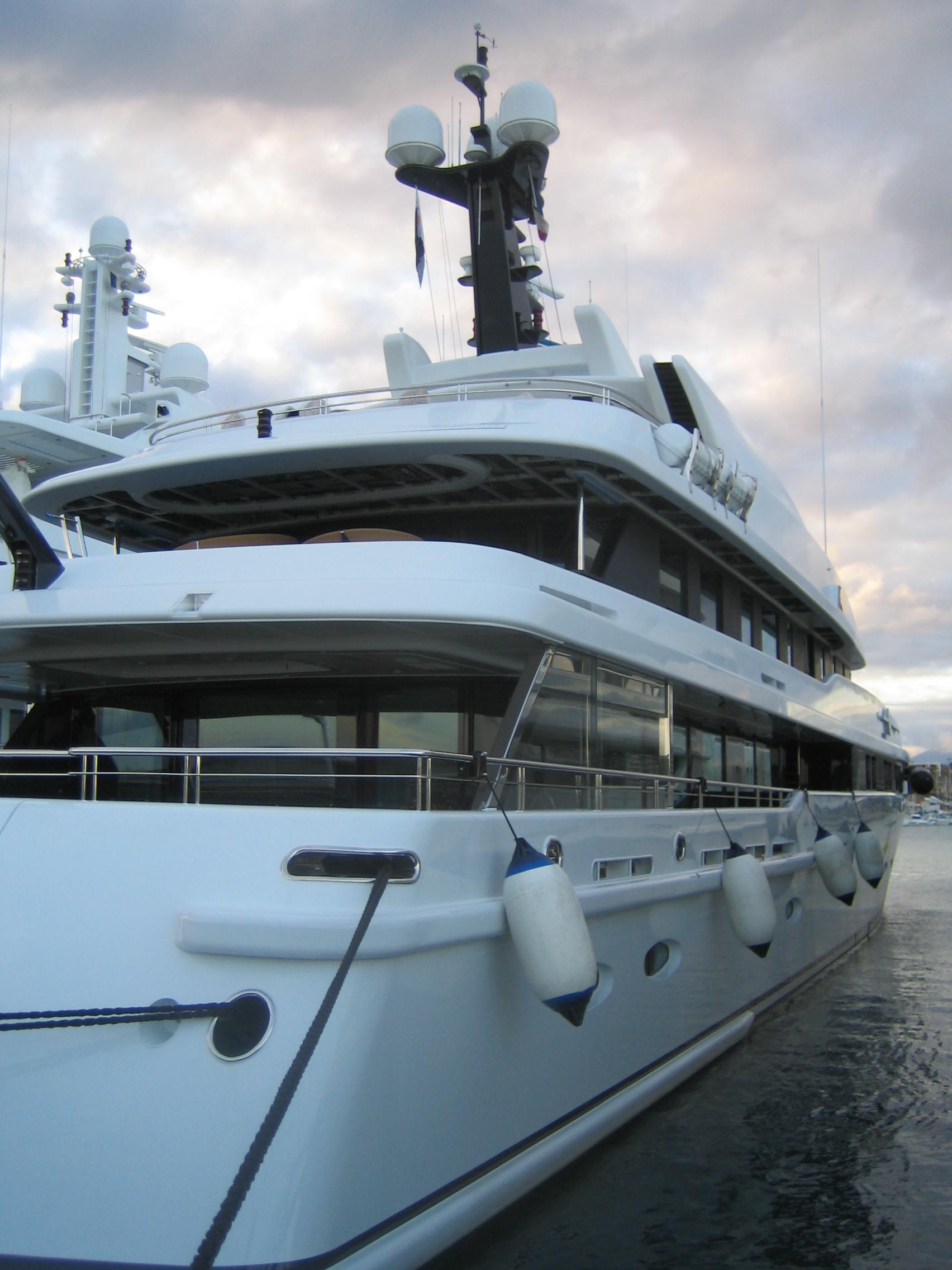 superyacht wiki